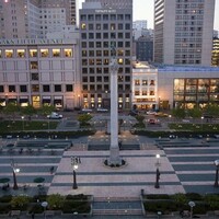 San Fran's Union Square temporarily shut down due to bomb scare