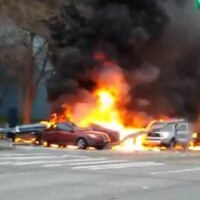 Two killed after Seattle news helicopter crashes into cars