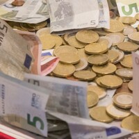 Fall in donations hits B&Atilde;&sup3;thar as 7 out of 19 staff made redundant 