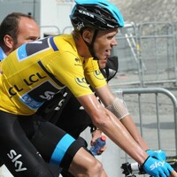 UCI accused of giving Froome unfair advantage by allowing use of steroid-based drug - report