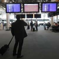 Flying today? Check the details: lots of flights in France cancelled and delayed due to strike