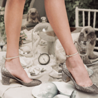 The more you look at this image, the more it moves 