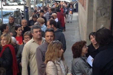 The scene outside a polling station in Barcelona this morning. 