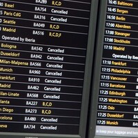 Man phones in bomb threat to delay girlfriend's plane, gets arrested