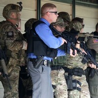 Death toll rises in mass shooting at Oregon college