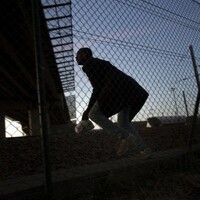 Channel Tunnel closed as migrants occupy complex