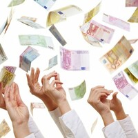 Someone is waking up &acirc;�&not;5.3 million richer today