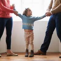 Whose house is Christmas in this year? 10 tips to mind yourself and the kids this Christmas