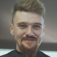 These hairdressers came together to give homeless people free haircuts for Christmas