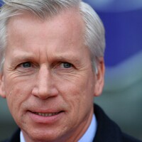 Pardew criticises Tottenham hero for alleged stamp