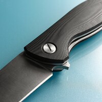 Man arrested following knife robbery at children's play centre 