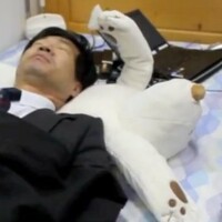 Video: How to stop snoring... with the help of a robotic bear