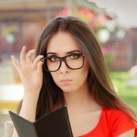 People are queueing to get into this toilet-themed caf&Atilde;&copy;, where food is served in loos