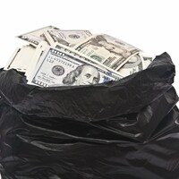 Irish priest takes key investigative role in examining $9 million Argentinian political scandal 