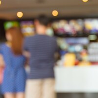 Man armed with gun robs fast food restaurant 