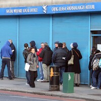 Waiting times for social welfare payments vary from one week to 40 weeks 
