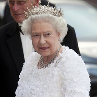 Man who made bomb threats during Queen's visit jailed for 8.5 years