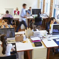 Spain might move its clocks back in a bid to end long working days