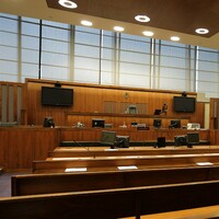 Internet caf&Atilde;&copy; manager jailed for six years for kicking customer to death 