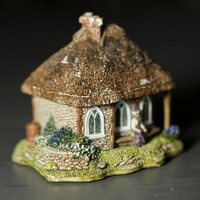 Sitdown Sunday: Two sisters, one house, and a mystery death