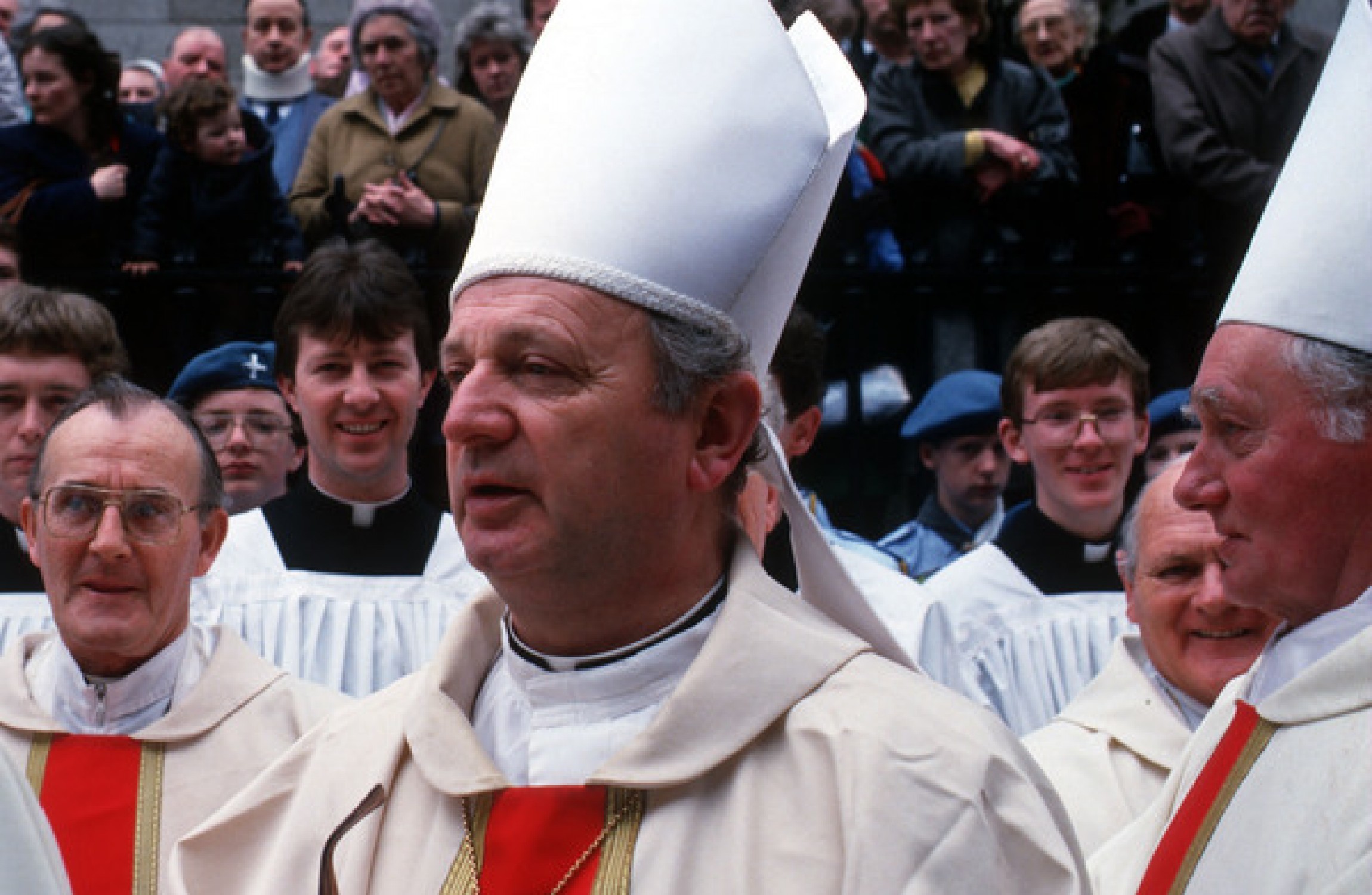 Eamon Casey: Former Bishop of Galway who fathered child dies aged 89