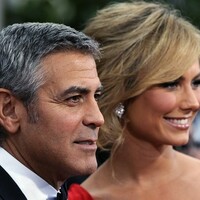 Watch: Gervais tones it down amid big wins for 'The Artist' at Golden Globes 