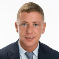 Ex-Sinn F&Atilde;&copy;in councillor pleads guilty to false imprisonment and threatening to kill a man