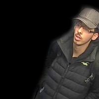 Police release CCTV of Manchester bomber on his way to arena