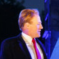 Sponsors drop play for depicting Julius Caesar as Trump