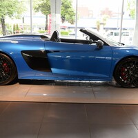 The Audi R8 Spyder is a drop-top supercar that'll make the neighbours envious