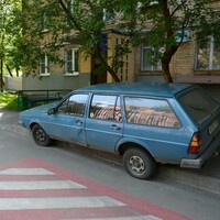 Poll: Should you be fined for blocking a footpath?