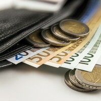 Poll: Do you think a living wage of &acirc;�&not;11.70 is enough? 