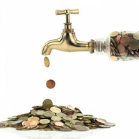 The Government plans to start refunding water charges from autumn