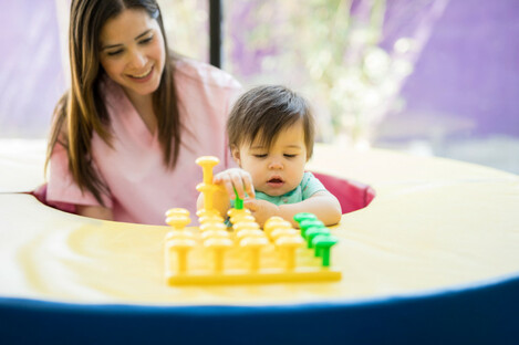 The toy packs to be distributed to each childcare centre in the country is valued at €500.