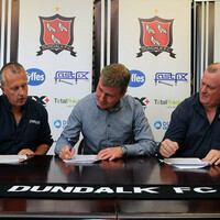 Huge boost for Dundalk as Stephen Kenny puts pen to paper on a new deal 