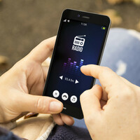 Poll: Do you listen to the radio every day?