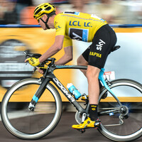 Froome takes huge step towards Vuelta victory as Ireland's Roche sits in third  