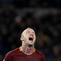 'It's true, I smoke. Sometimes it's because I drink or I'm late, but I'm not the only one'