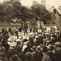 Head shavings at gunpoint and sexual assaults - Violence against women during the Irish Revolution