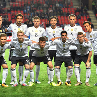 Germany stars slam 'fans' for Nazi chants