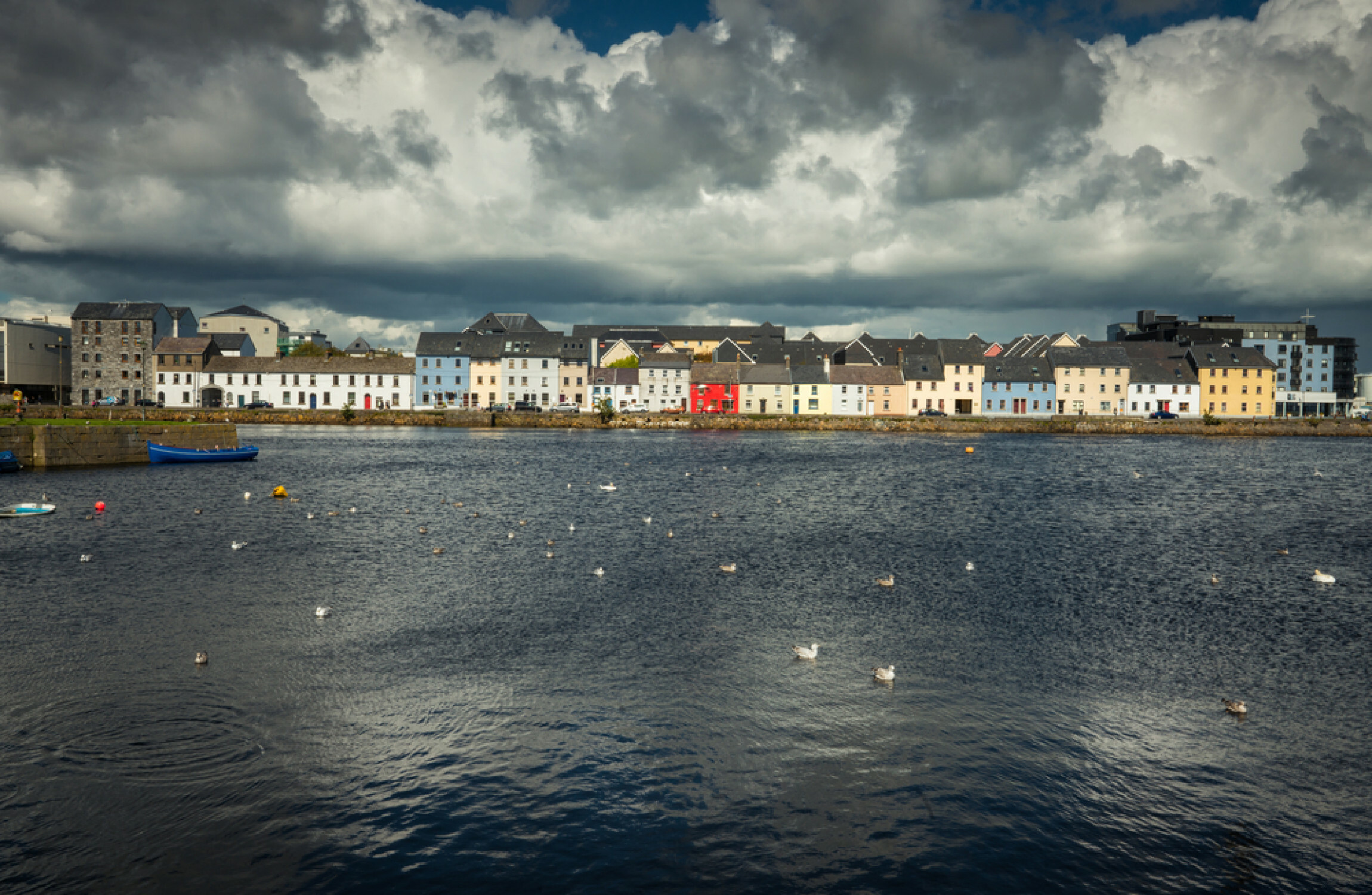 Weather alert issued as Storm Aileen approaches