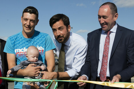 Housing Minister Eoghan Murphy, centre, launching a social housing development in Bagnelstown, Carlow in August. The Government target for new social builds in 2017 is 2,400 units.