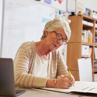 Poll: Should senior public servants who underperform be asked to leave?