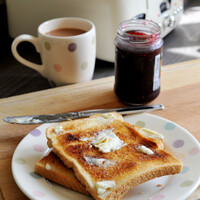 People who skip breakfast are more likely to be overweight and develop heart disease