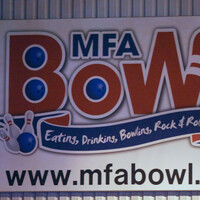 'There was a guy walking towards us with a sawn-off shotgun': Witnesses to bowling alley hostage situation