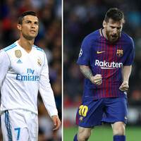 Who should be crowned the world's best footballer at the Fifa Awards ceremony tonight?