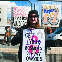 'The majority of us don't agree with either pro choice or pro life hardliners'