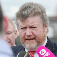 Health Minister receives report on location for Children's Hospital 