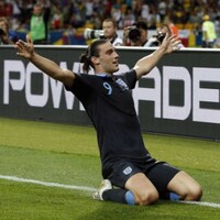 Newcastle set to increase offer to bring Andy Carroll back home