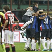 Ten-man Inter claim Milan derby victory